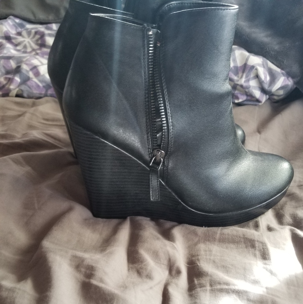 Wedged booties